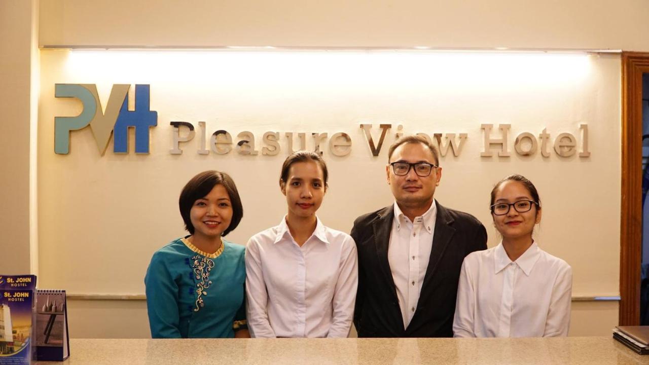Pleasure View Hotel Yangón Exterior foto